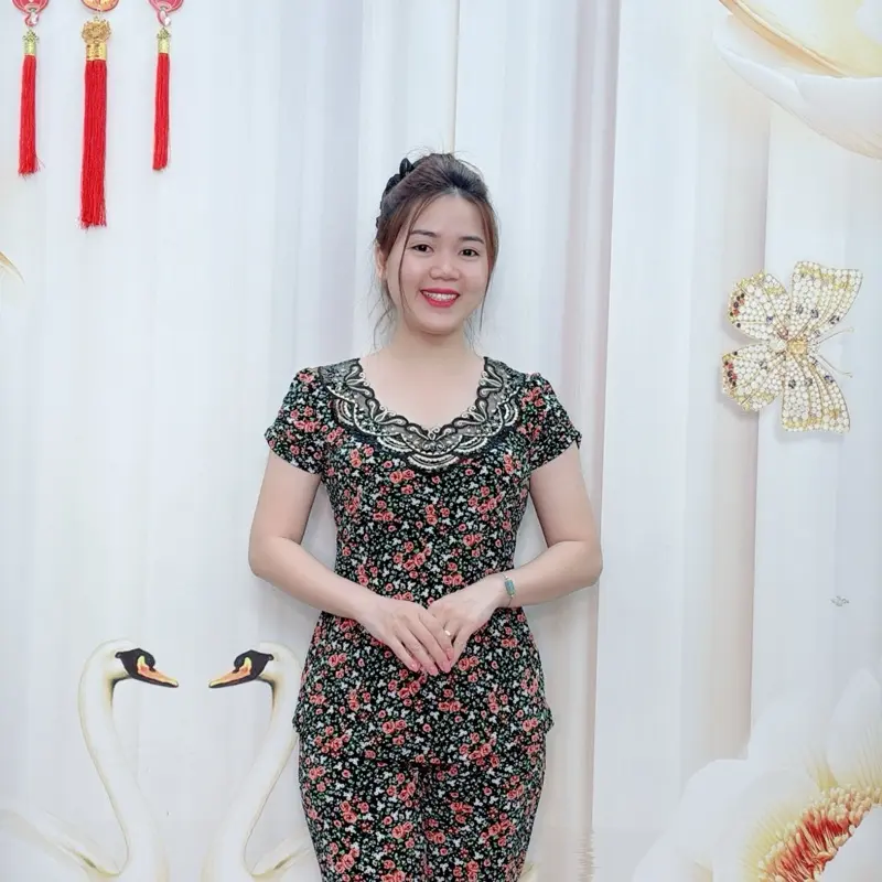 A60 Đồ bộ thun nữ trung niên dáng lửng 8 tấc áo hoạ tiết bông hồng nhí thương hiệu Hải Sơn Women