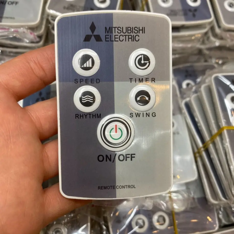 Điều khiển quạt từ xa Mit tặng kèm pin