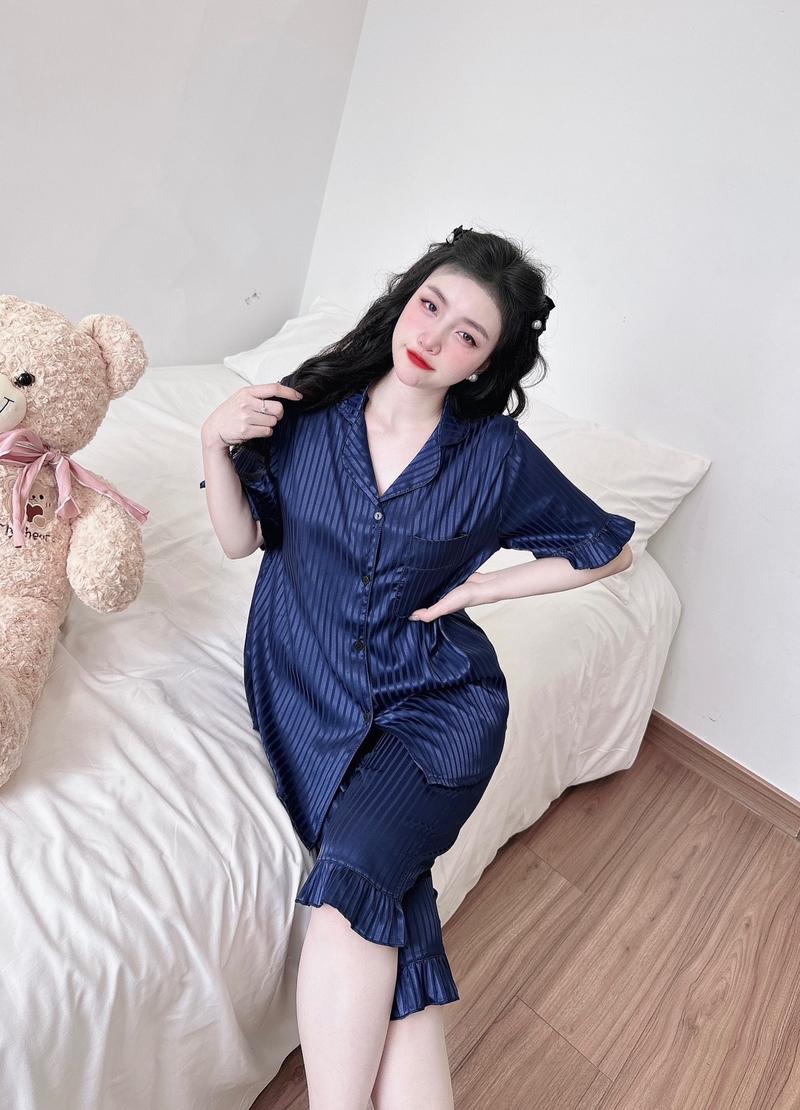 Product Introduction of Đồ Bộ Lụa Xước Bigsize Chất Mát - Tay ngắn quần lửng M2 59
