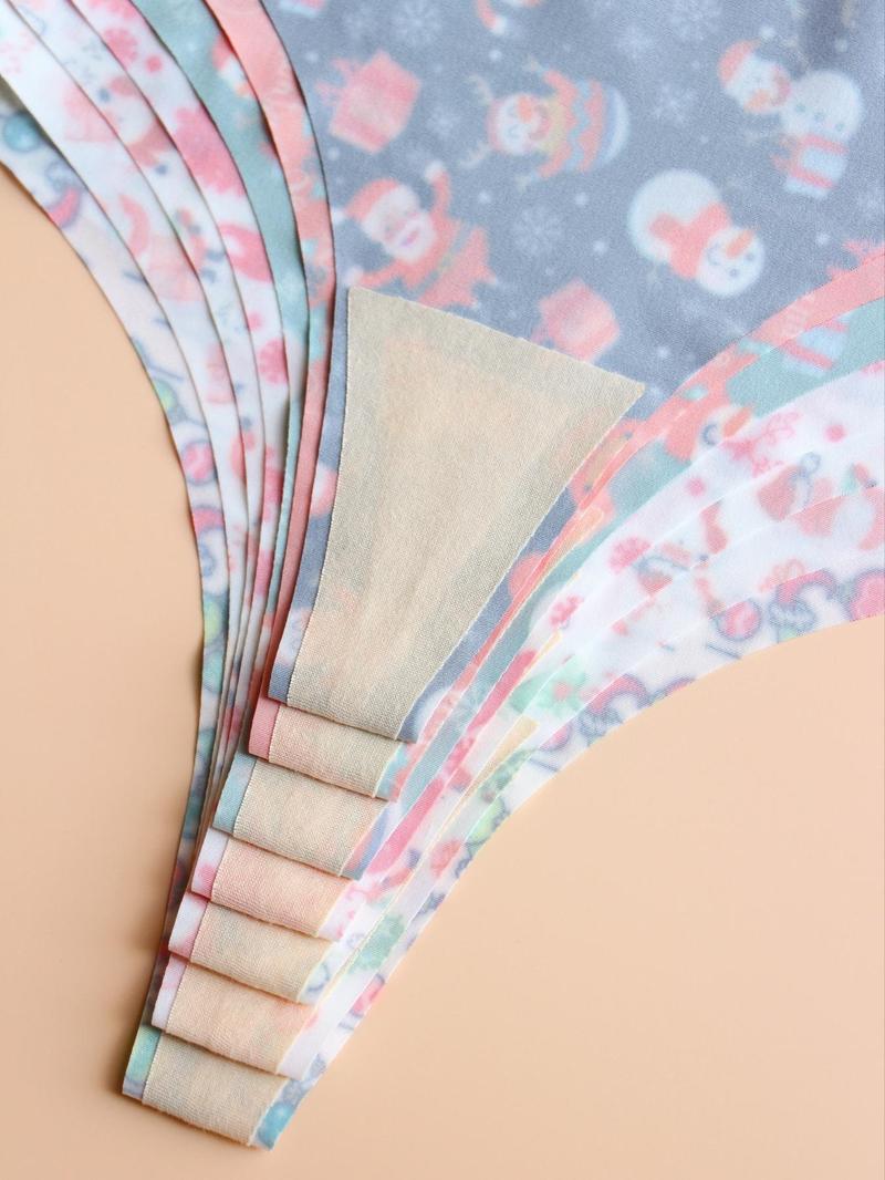 Product Introduction of Women's Christmas All Over Cartoon Print Thong, Soft Comfy Breathable Seamless Panty for Daily Wear, Women's Underwear for All Seasons 16