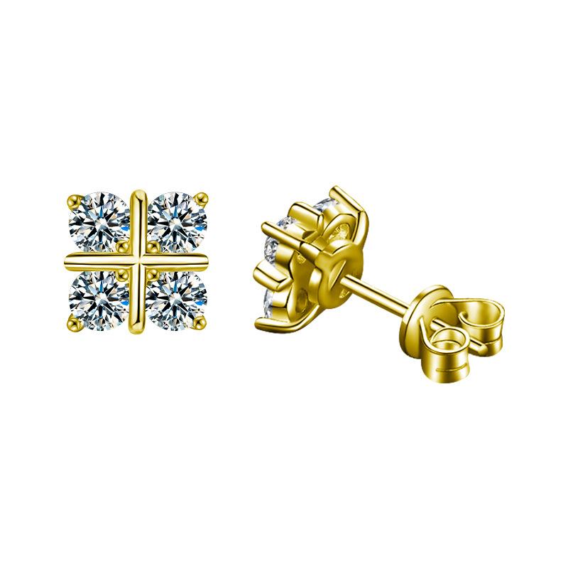 Product Introduction of 925 Sterling Silver Gold-Plated Moissanite Stud Earrings – 4-Leaf Clover Design, 0.40ct, Simple & Luxurious 11