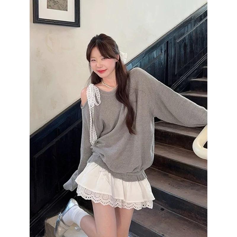 Váy Lệch Vai Xám Phối Chân Ren Kèm Quần Đùi Rời | Lithe.store  Women  Dress 1