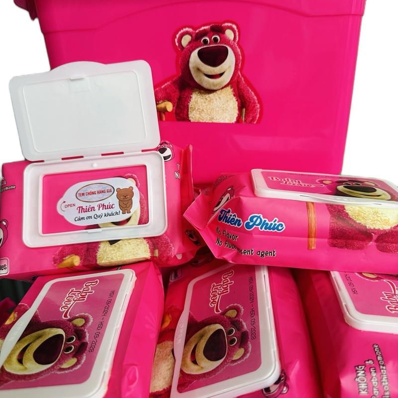 [Tặng Kèm thùng] Combo 10 Gói Khăn Giấy Ướt Gấu Dâu Không Mùi Không Cồn Không Paraben Kích Thước 20x15cm Cho Bé Có Xô Baby Three Voi Lau Mặt Lau Tay Bàn Ghế
