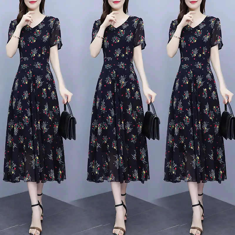2025 Summer New Ladies Fashion Temperament Youthful-Looking Plump Girls High-End Dress Slim Fit Figure Flattering Wide Hem Long Dress Casual Womenswear