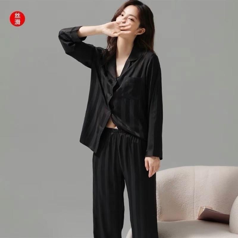 Bộ đồ ngủ nam nữ , bộ lụa xuân thu dài tay sọc đen  chất lụa cao cấp Áo Nhung 2