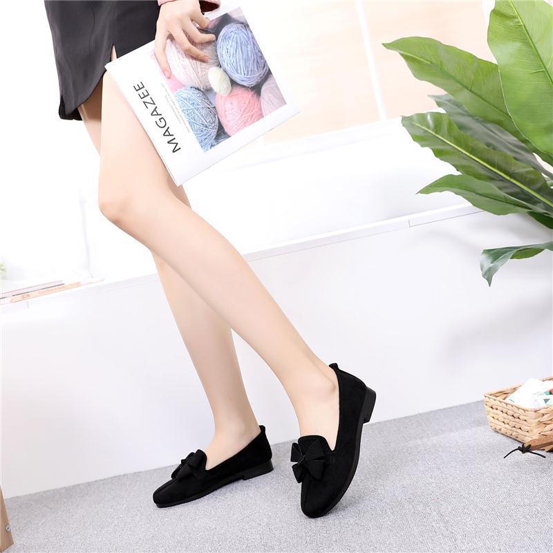 Spring Old Beijing Cloth Shoes Women's Shoes Black Work Shoes Bow Flat Gommino Women's Shoes Breathable Mom Shoes 5