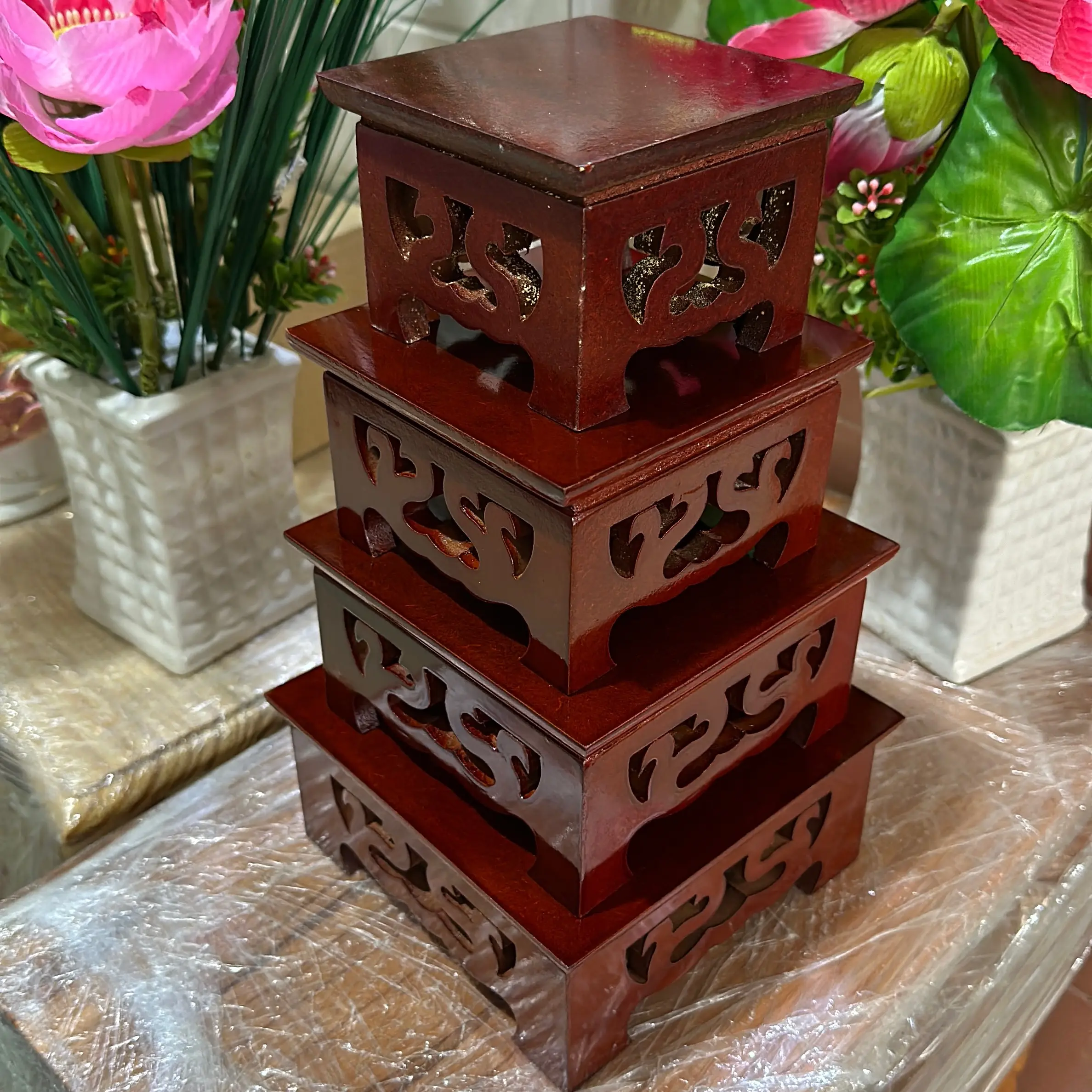 ĐÔN GỖ ĐẾ  VUÔNG ĐẶT TƯỢNG THỜ, KÊ THẦN TÀI ÔNG ĐỊA , KÊ BÁT HƯƠNG Decor Trang Trí