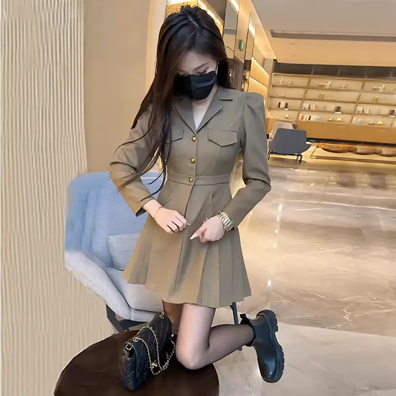 Váy Gợi Cảm, Phong Cách Pháp, Cao Cấp, Bó Sát Eo, Cổ Chữ V, Bó Sát Vừa Vặn, Váy Chữ A Thanh Lịch, Thích Hợp Cho Trẻ Em, Hàng Mới Về Mùa Xuân 2024, 6541 Nữ Women