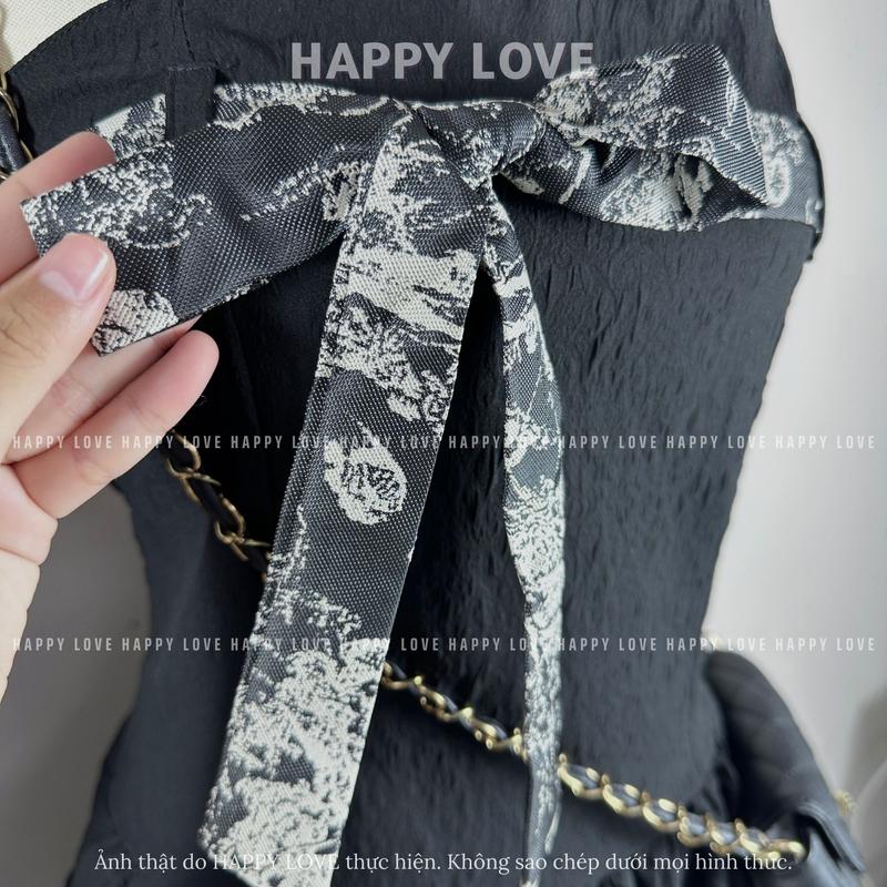 Product Introduction of Đồ đôi nam nữ mùa hè hàn quốc áo thun nam váy nữ dáng dài màu đen kèm dây thắt nơ HAPPYLOVE H181 10