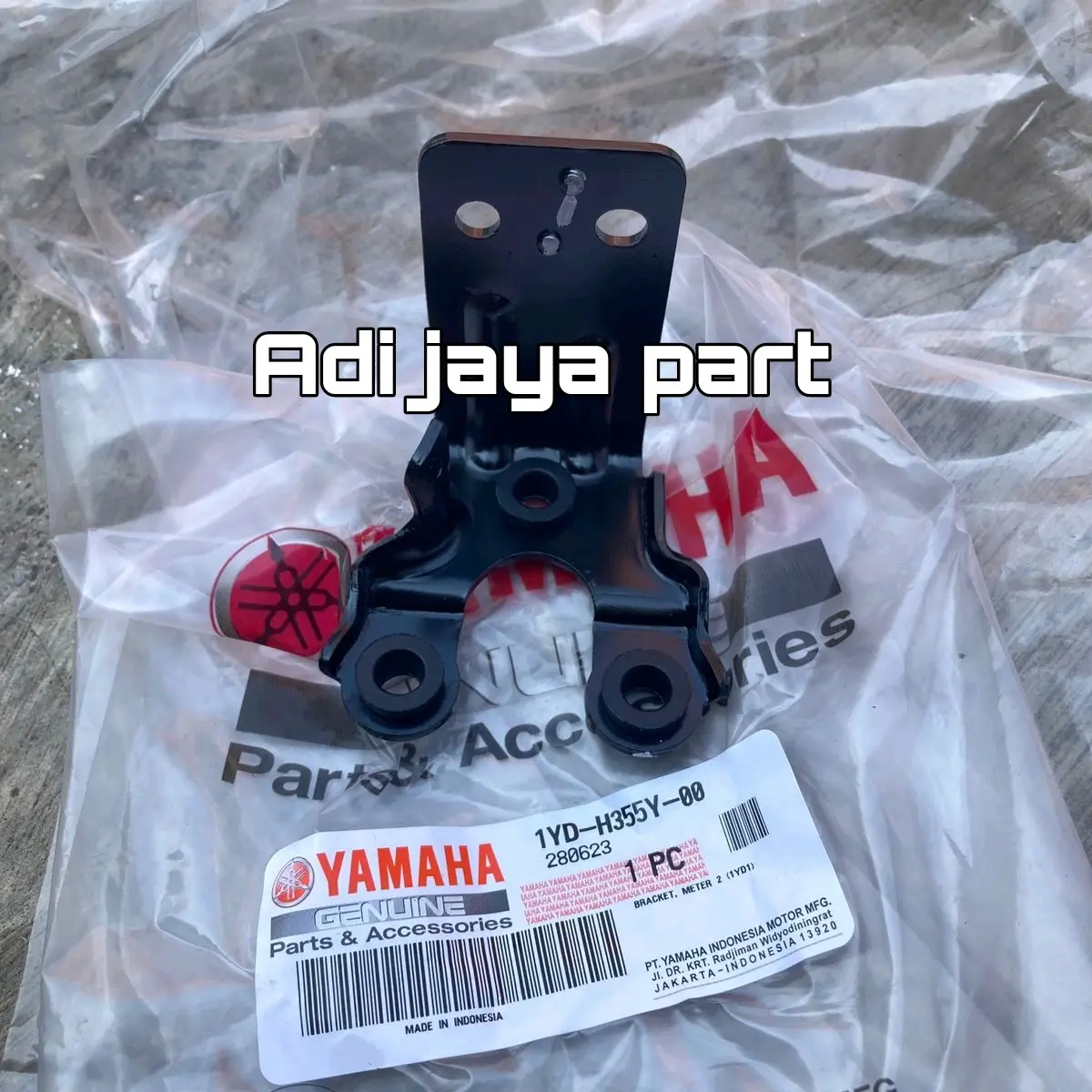 Bracket, brecket dudukan Spido Speedometer Fino FI 115,125 Original Yamaha 1YD-H355Y-00