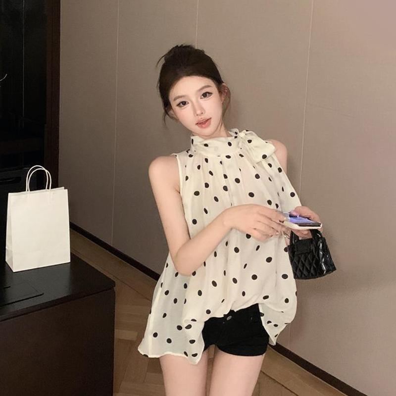 Kemeja Tanpa Lengan Motif Polkadot Sederhana dengan Tali Pengikat, Atasan Wanita Musim Panas dengan Leher Gantung Kemeja Tanpa Lengan Motif Polkadot Sederhana dengan Tali Pengikat, Atasan Wanita Musim Panas dengan Leher Gantung