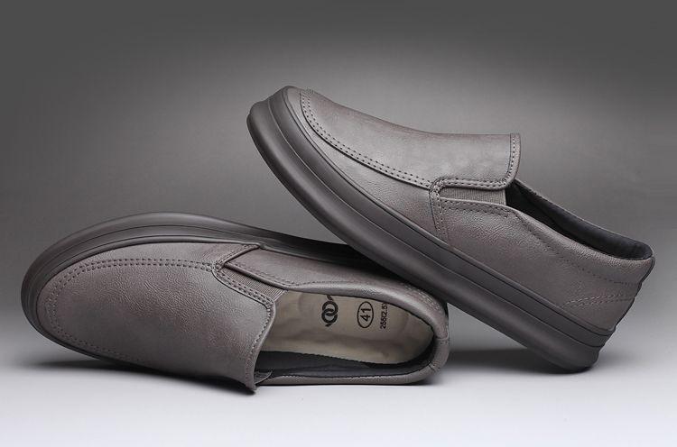 Product Introduction of 2023 Men's Shoes Autumn New Thick-Soled Slip-On Lazy Shoes Men's Breathable Height-Increasing Leather Shoes Soft-Soled Trendy Versatile Sneakers 34