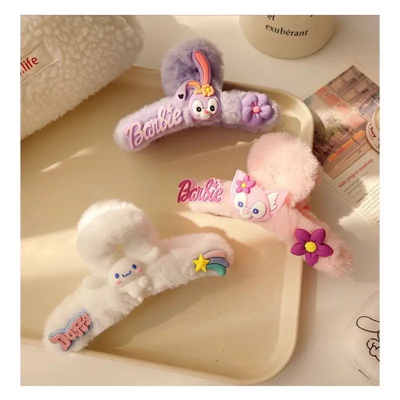 ￼Kẹp tóc lông gấu dâu kẹp tóc hoạt hình dễ thương Princess House 1