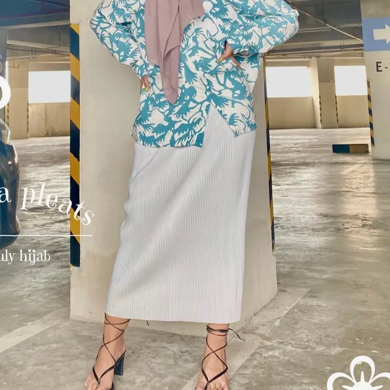 helena pleats skirt 5