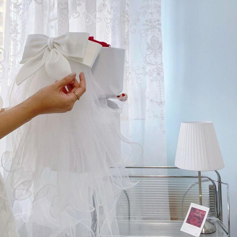 Elegant Wedding Accessories Short Simple Lace Edge Two Layer With Comb Bridal Veil Wedding Veil Women's Tulle 3