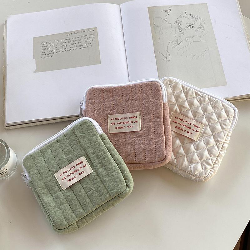 Product Introduction of Cute Portable Makeup Bag, Hygiene Cotton Bag, Earphone Bag, Lipstick Bag, Digital Organizer Bag 0