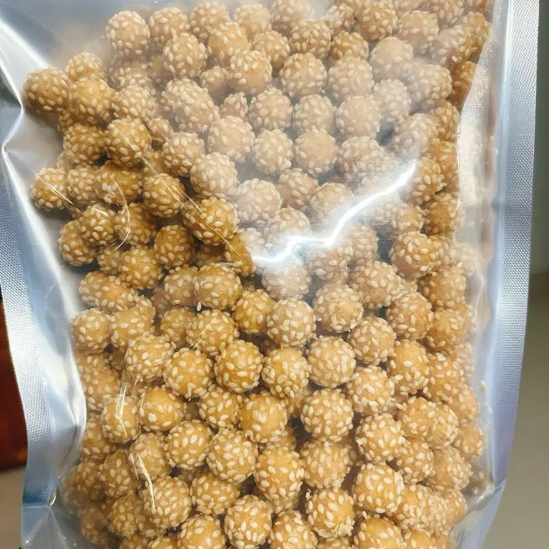Bánh nhãn bọc vừng ít đường ngọt nhẹ sản phẩm phù hợp nhiều đối tượng 1