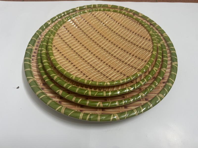 SET 4 ĐĨA NHỰA TRÒN HOA VĂN GIẢ MÂY TRE ĐAN SIÊU ĐẸP