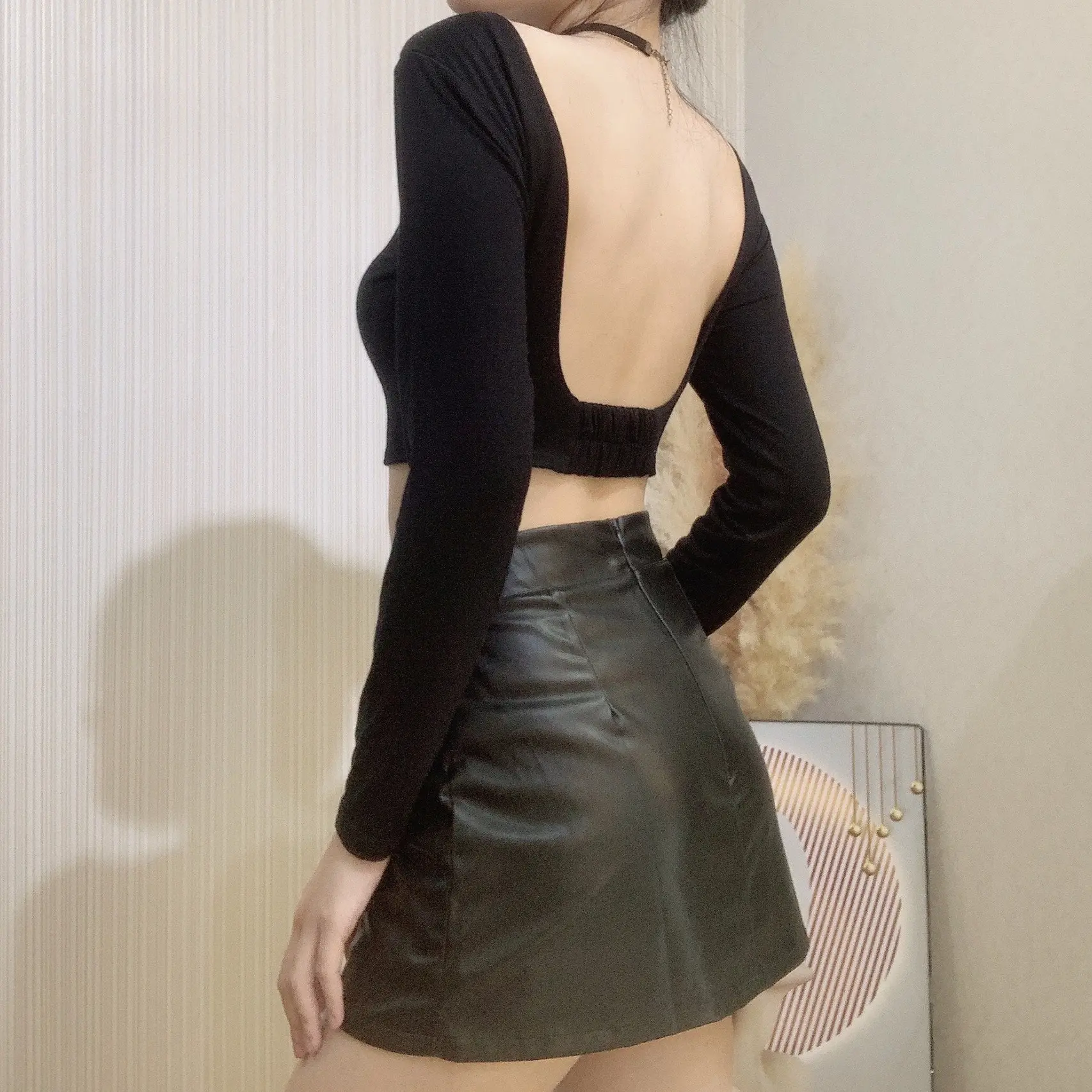 MH - ACT100 - Áo croptop hở lưng dài tay có mút chất thun lụa size tới 65kg