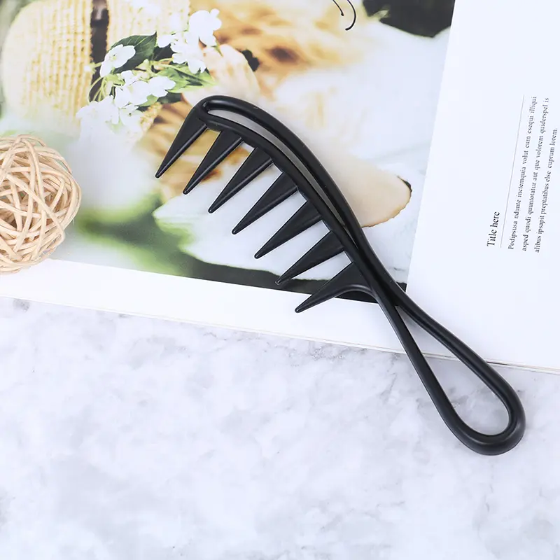 [mqs]Shark Jumbo Wide Tooth Black Handle Grip Hair Comb Men Hairdressing Teeth Comb