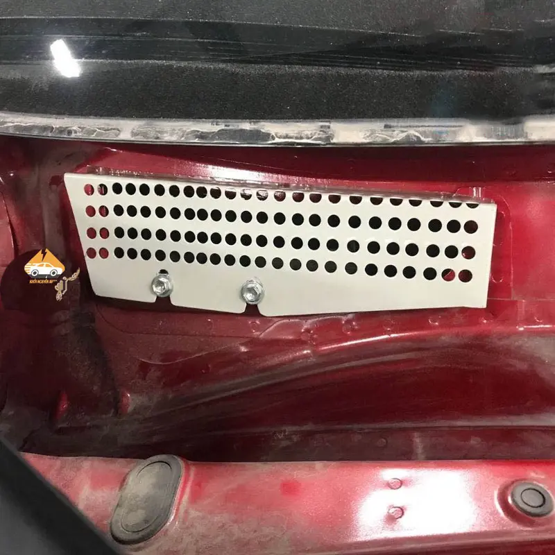Tấm lưới chống chuột inox 304 cho các dòng xe ô tô tặng kèm lục vặn - ngăn chuột vào khoang Nội Thất Hiệu Quả Nhang 4