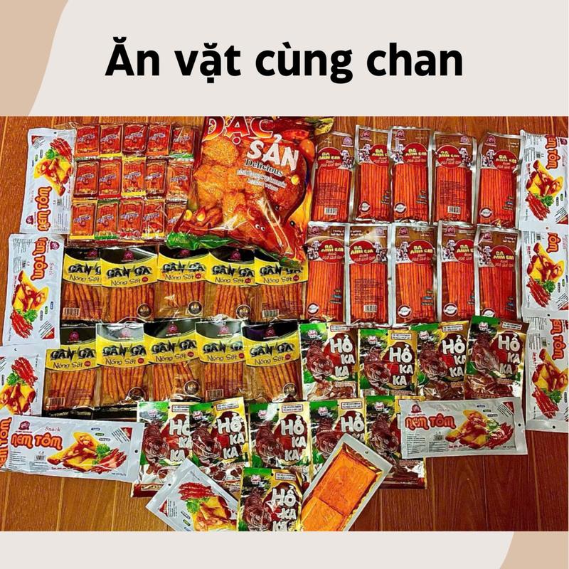 13 COMBO 160 món bao gồm 1 bịch 50 miếng pò miếng vừng đặc sản size to 10 gói gân gà 10 gói snack phomai que 10 gói hổ kaka 10 nem tôm 60 gói snack sườn dê nướng - Chua Cay Candy Cake Food Ăn Vặt