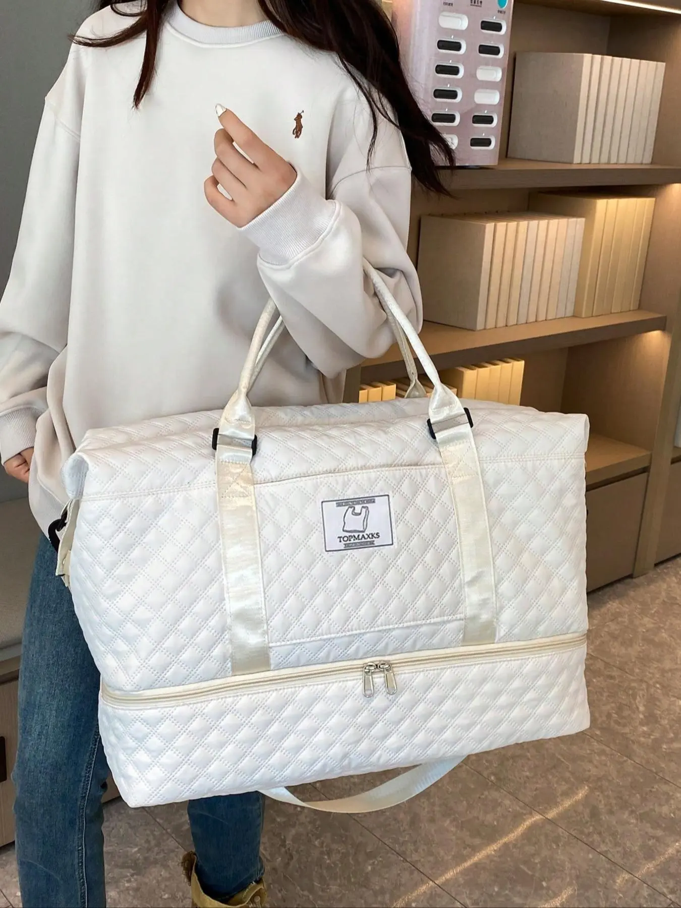 Unisex Sporty Quilted Design Solid Color Durable Travel Bag, Casual Large Capacity Crossbody Bag, Trendy Carry on Weekender Bag for Travel & Gym & Outing Use