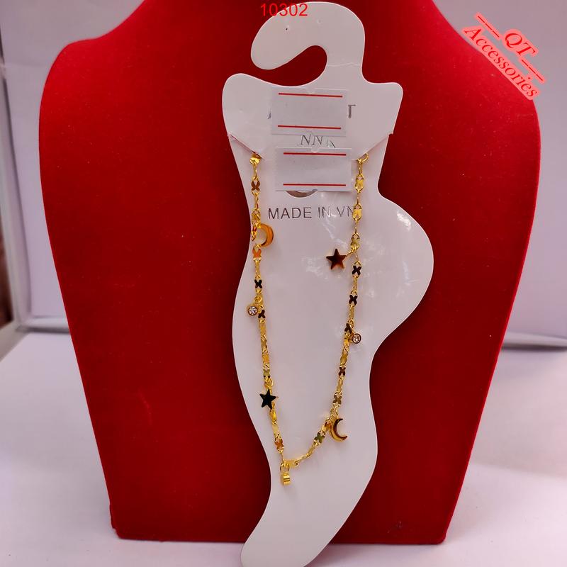  10302 - Lắc chân titan mạ vàng 99k  hình trăng và sao siêu bền màu 