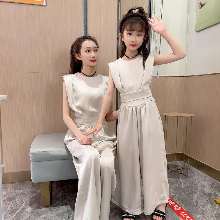 Product Introduction of Bộ Quần Ống Rộng, Thiết Kế Đặc Biệt, Chất Liệu Sa Tanh Mượt Mà, Phong Cách Pháp, Thanh Lịch Và Thời Trang, Phong Cách Hàn Quốc, Thích Hợp Cho Phong Cách Xã Hội Nữ Áo Women Top 2