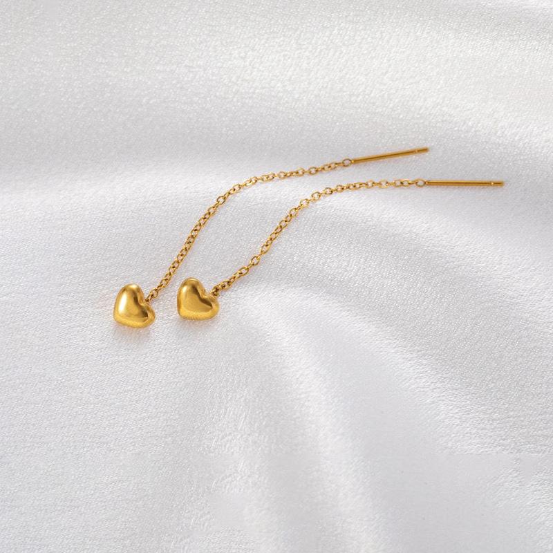 Product Introduction of Titanium steel color preserving solid heart-shaped lines with tassels, peach hearts wrapped in gold, heart-shaped long ear lines, ins, slimming ear chains that highlight the face 6