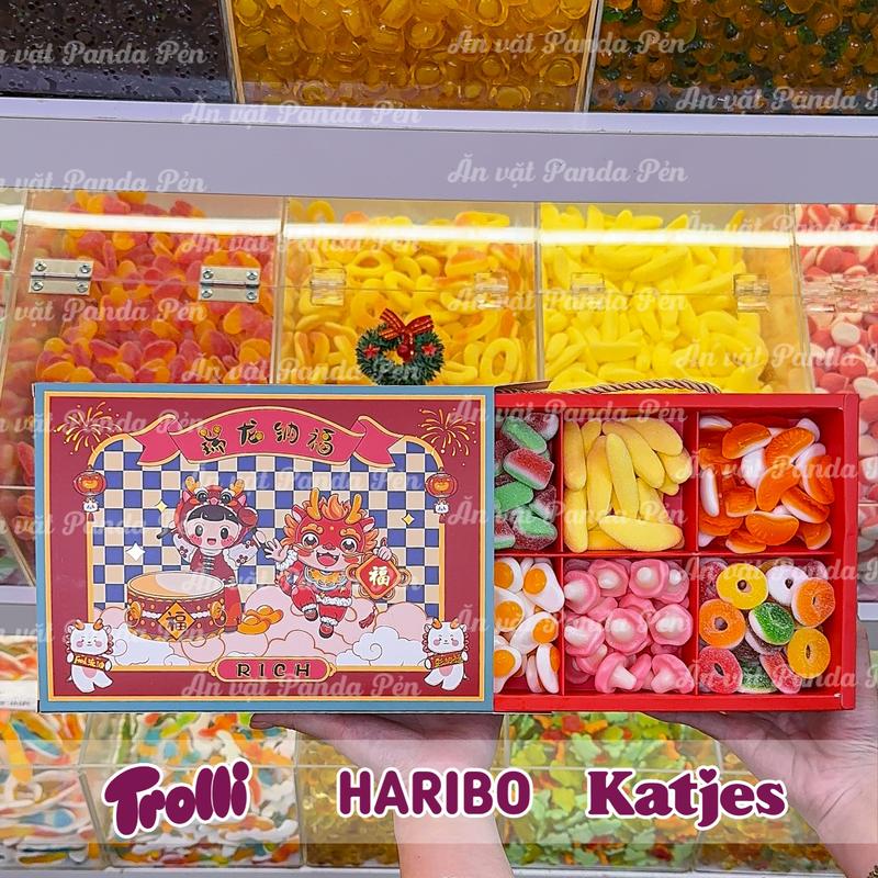 Hộp quà đóng sẵn đựng mix 47 Loại kẹo dẻo Ăn Vặt Panda Pẻn Food kẹosáp dẻo Candy