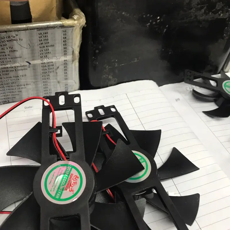 Quạt làm mát dùng thay thế cho bếp từ và bếp hồng ngoại điện 18v quạt to - dễ dàng sử dụng - dễ dàng thay thế 1