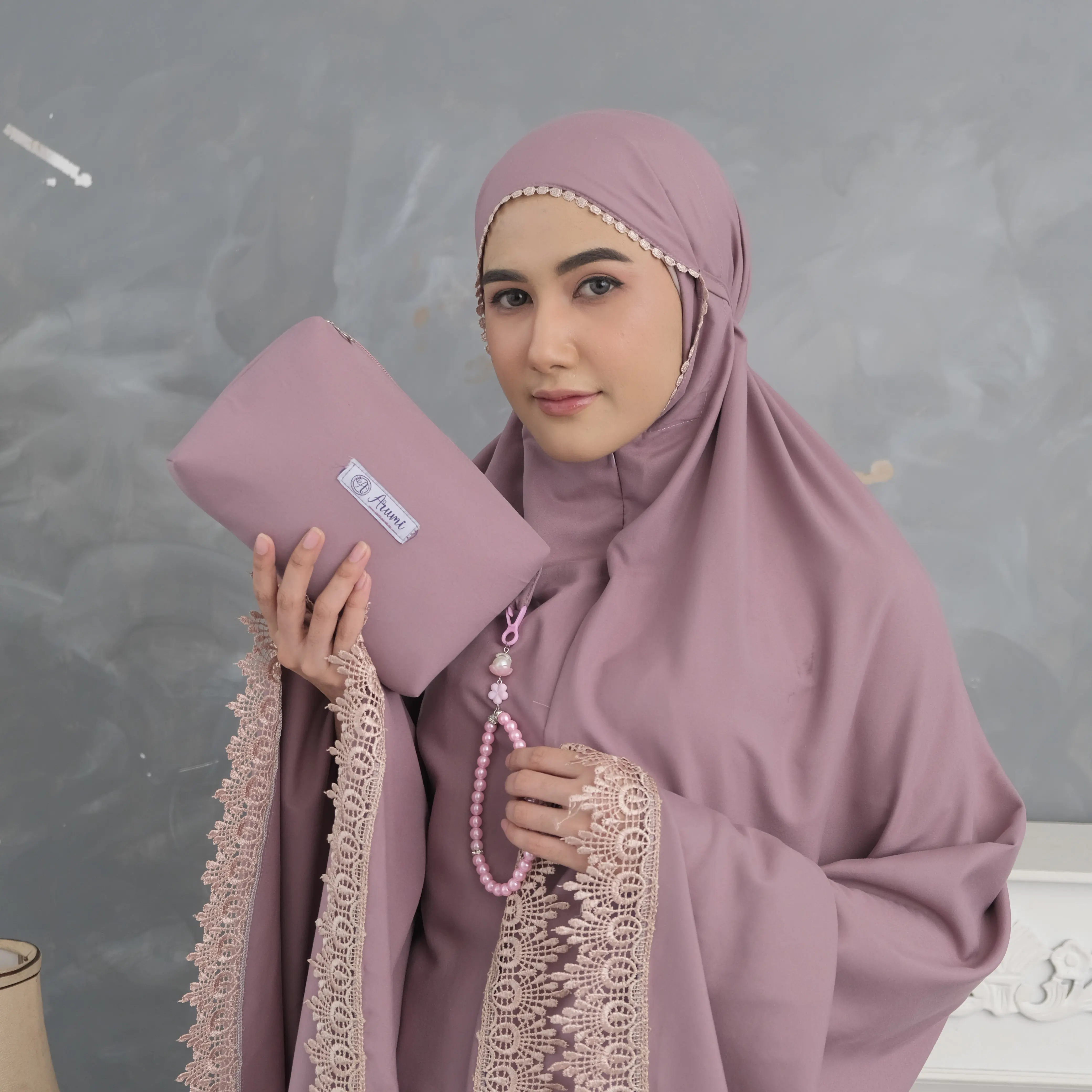 MUKENA 2 IN 1 QAIRINA KATUN MIKRO BY ARUMI MUSLIM WEAR Dewasa Mewah Renda Traveling