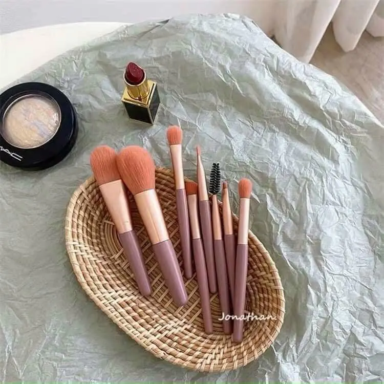 Bộ cọ tranggg điểm 8 cây pastel siêu cute 1