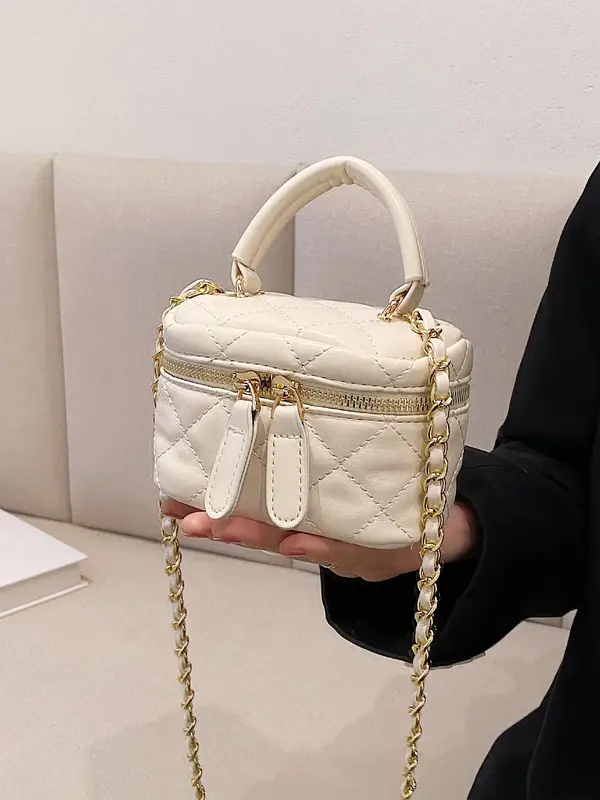 Fashion Quilted Embroidered Handbag, Plain PU Leather Zipper Crossbody Bag with Chain Strap, Bucket Bag for Work Travel 6