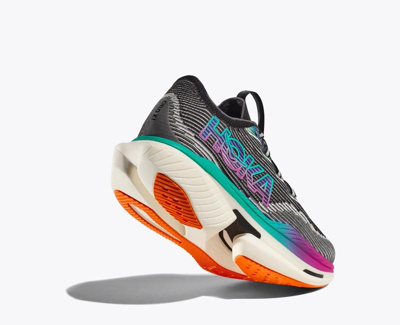 Product Introduction of HOKA CIELO X1 Men's and women's professional racing shoes carbon board running shoes wear-resistant, stable and breathable 9