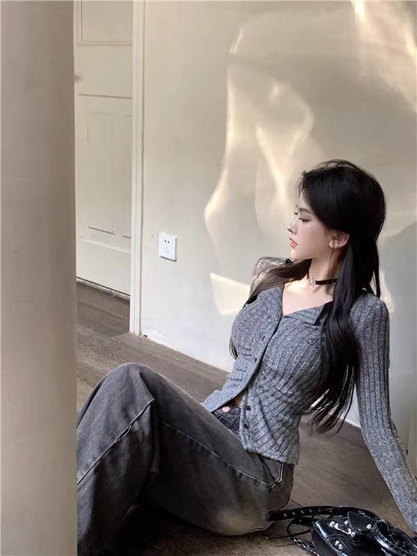 Product Introduction of Áo Cardigan Thiết Kế Độc Đáo Cao Cấp, Ngọt Ngào Và Ngầu, Áo Len Dài Tay, Dành Cho Nữ, Thích Hợp Cho Mùa Thu, Áo Sơ Mi Thêu, Bán Chạy, Phong Cách Cô Gái Nóng Bỏng 18
