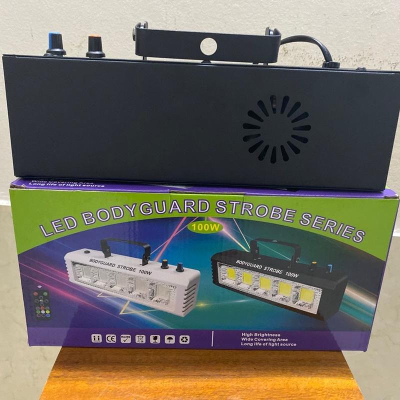 Đèn Sân Khấu Chớp led 100w 7 Màu 1