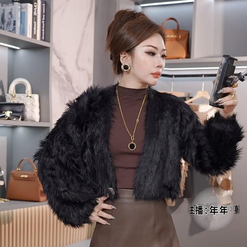 Product Introduction of 2024 Autumn and Winter New High-End Popular One-Button Short Woolen Coat for Women Fashionable Stylish All-Match Long Sleeve Fashion 19