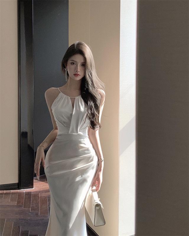 Váy Lụa Dự Tiệc Dáng Đuôi Cá Tôn Dáng- Lady Dress