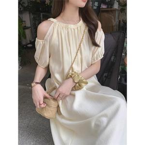 เดรสแฟชั่นทรงสลิมสำหรับผู้หญิง แขนฟอง เปิดไหล่ สไตล์ใหม่