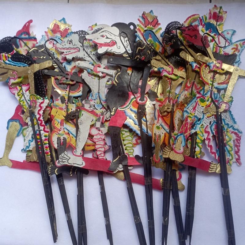 Wayang / Wayang kulit asli dan murah ukuran mini 30cm isi 5 pcs / Wayang kidangan / Pandawa lima 1