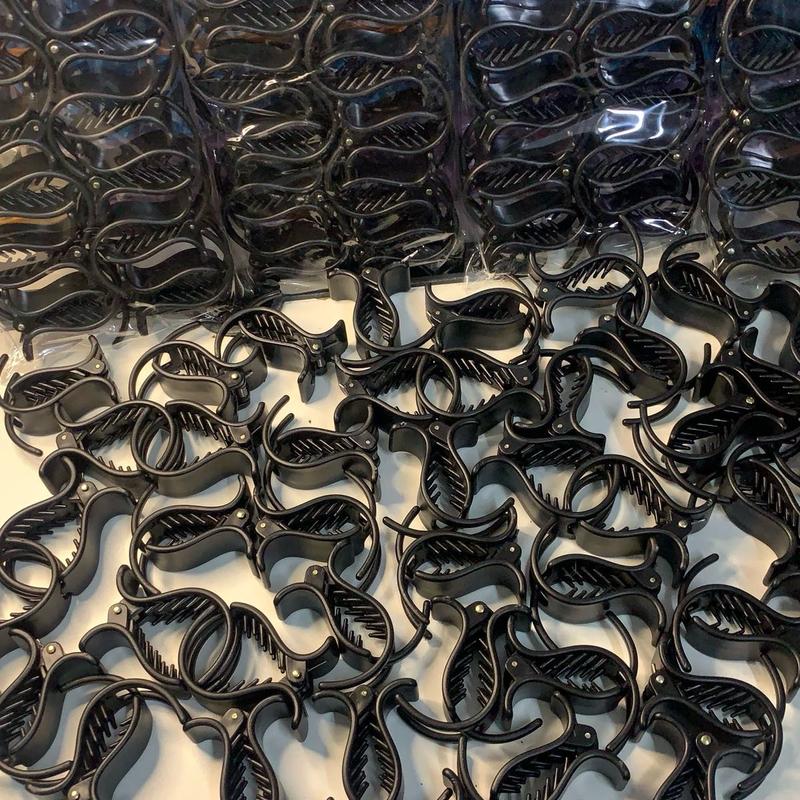 Combo 48 cây kẹp càng cua 3 răng ( 4 lốc kẹp 3 răng đen nhám )