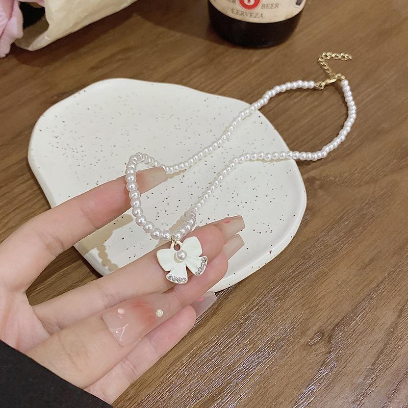 Product Introduction of 2024 New Fashion Pearl Choker Necklace Cute Chain Pendant For Women Jewelry Girl Gift 6