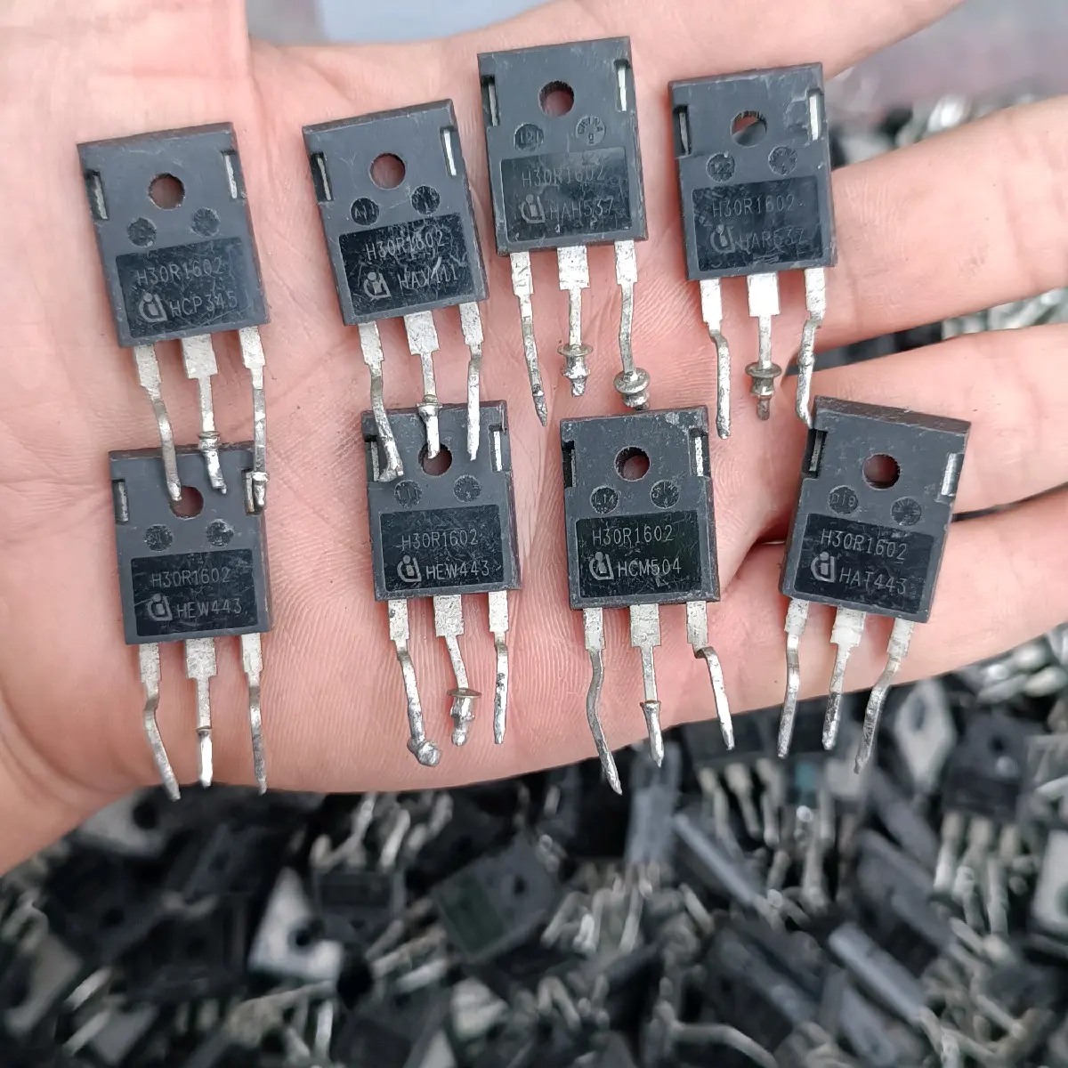 sò 30r1602 tháo máy mặt gương xịn dùng sửa chữa bếp từ và nồi cơm từ