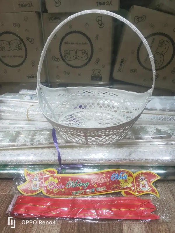 GIỎ ĐỰNG QUÀ 32x25, 37x25 1 giỏ dùng để đựng quà sang trọng 1