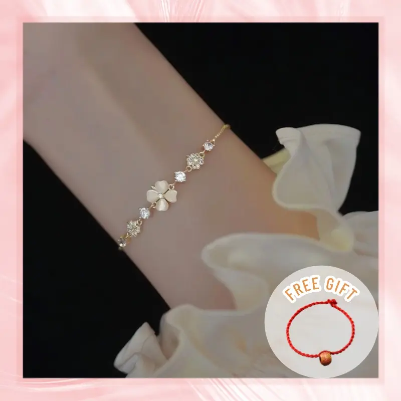 【Dây đỏ miễn phí】vòng tay cỏ 4 lá Lắc tay nữ dây rút cỏ bốn lá mắt mèo Hoa Phụ Kiện vòng tay nữ Vòng cổ thép titan Kiềng tặng quà cho bạn gái lắc tay cỏ 4 lá, Món quà hoàn hảo, Mặc hàng ngày, Thiết Kế Mới Phổ Biến