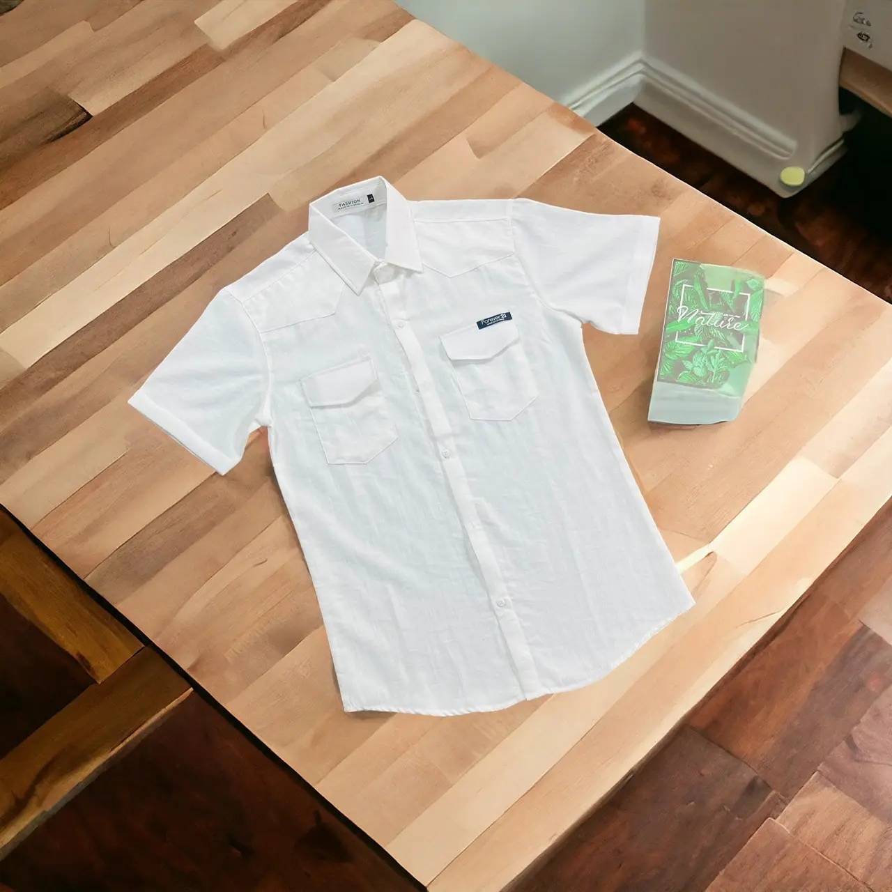 áo sơ mi nam tay ngắn thêu chữ chất đũi boy phố Menswear Có Cổ Cổ Tròn Màu Trắng