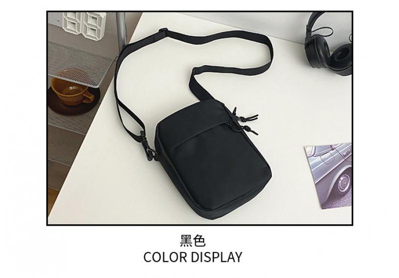 Product Introduction of túi Messenger Dành Cho Nam Giới, Thương Hiệu Thời Trang Mới 2024, Phong Cách Thường Ngày Và Đơn Giản, Túi Đựng Điện Thoại Di Động Túi Đeo Vai Nhỏ Thích Hợp Cho Nam Giới, Phong Cách Ins, Ba Lô, Túi Đeo Vai Nữ 4