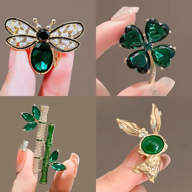 Trâm Cài Cỏ Bốn Lá, May Mắn, Pha Lê Cao Cấp, Chống Rò Rỉ Tủ Quần Áo, Hoa Cài Áo Thanh Lịch, Thích Hợp Cố Định Quần Áo, Phụ Kiện Bộ Đồ Công Sở, Thiết Kế Tinh Tế Women Trang Sức Kim Tuyến